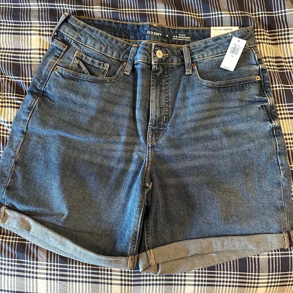 Old Navy NWT High Rise OG Straight secret-smooth pockets 7” inseam